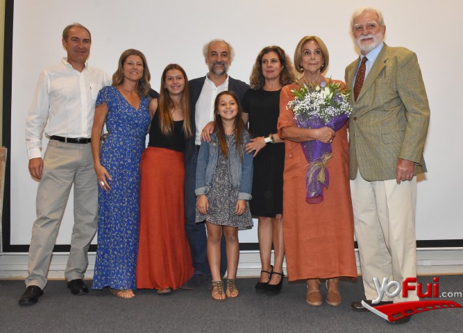 Marcia Scantlebury y familia