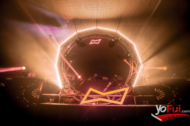 Fotografía en Paco Osuna tocó sus mejores temas junto a Budweiser en BudxSummer, Nuevo Terminal de Cruceros