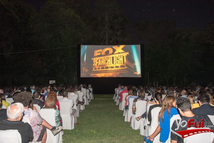 Fotografía en Sheraton Cinema realizó la avant premiere de la película ˝La Favorita˝, Jardines del Parque Bohio