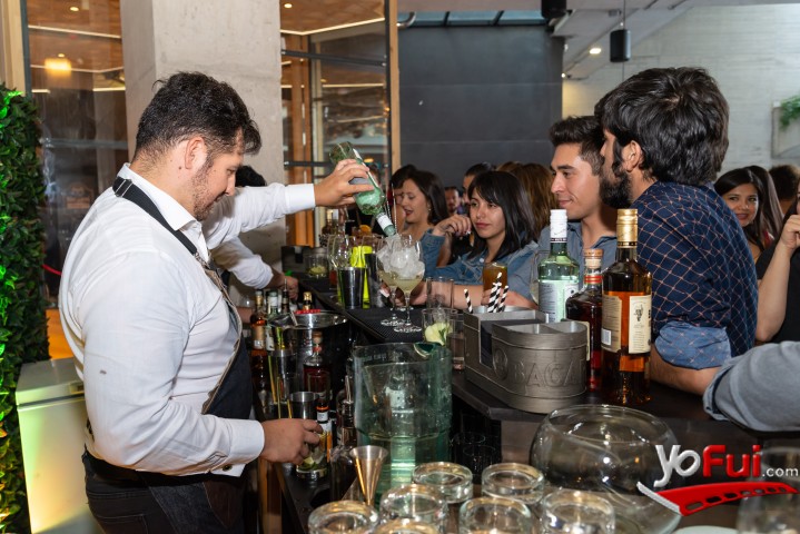 Fotografía en Celebración de la Gran Final de Bacardi Legacy Chile, Bar Etniko
