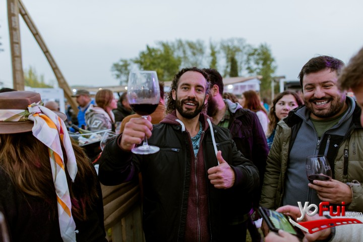 Fotografía en Miles de asistentes en la Fiesta de la Vendimia del Valle de Casablanca 2019, Estadio Municipal