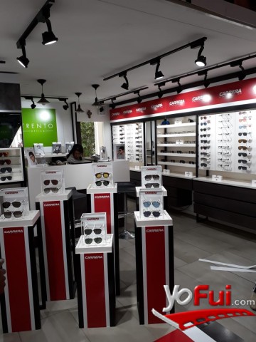 Fotografía en Optica Trento se vistió de CARRERA, Optica Trento