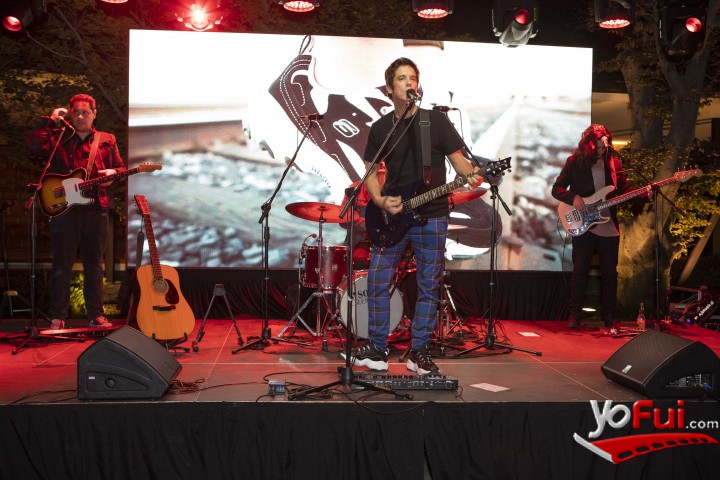 Matías Oviedo, banda