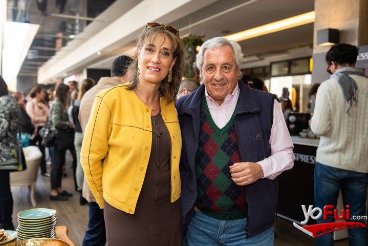 Claudia Varela, Cote Evans
