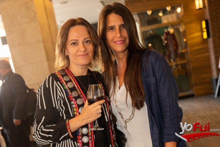 Pía Jarpa, Paula Minte