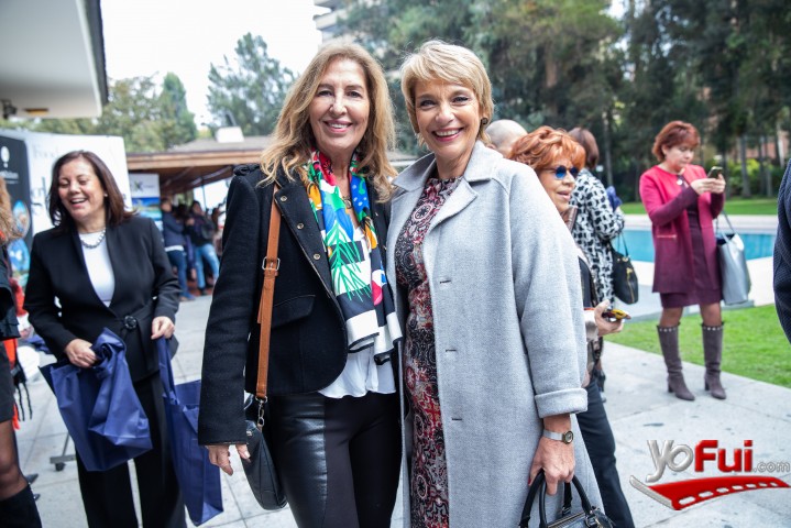 Leyla Esbir, Yasna Carrion