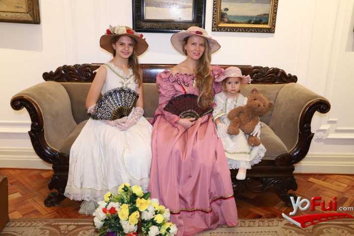 Anastasia Guzmán, María Paz Rodríguez, Ángela Guzmán, en Santa Rosa de Apoquindo