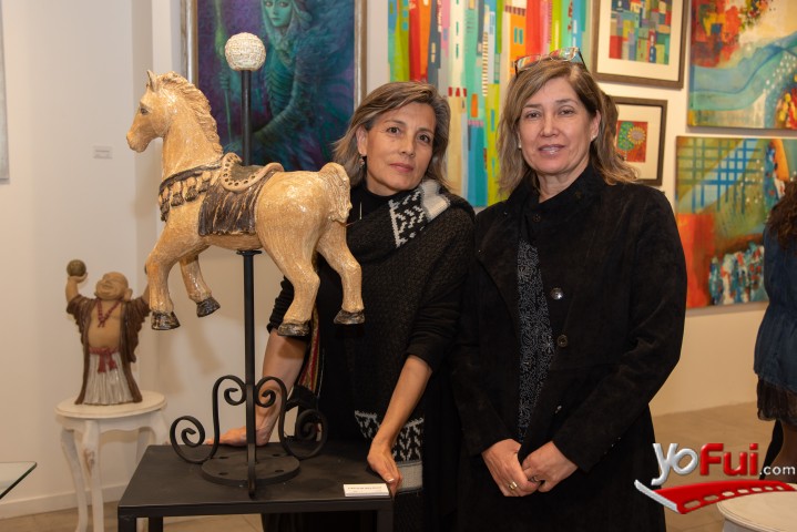 Cecilia Salinas, Claudia Guevara