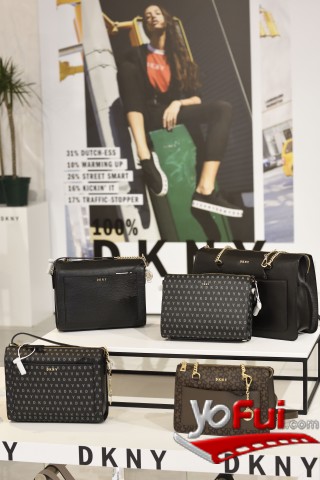Fotografía en DKNY lanzó su colección de carteras y accesorios a través de Falabella, Falabella