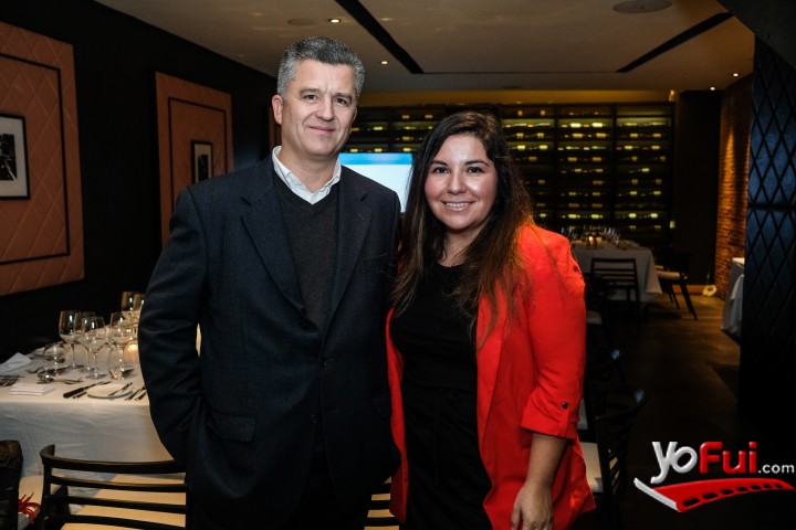 Rodrigo Moraga, Yury Frost