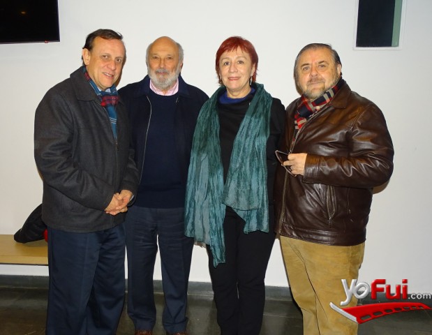 Ignacio Sánchez, rector Pontificia UC de Chile, Ramón López, director del montaje, Elsa Poblete, protagonista, Francisco Javier Court, director de la Corp.Cultural de Las Condes