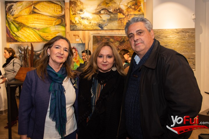 María Cristina Costa, Angélica Costa, Francisco Aranguiz