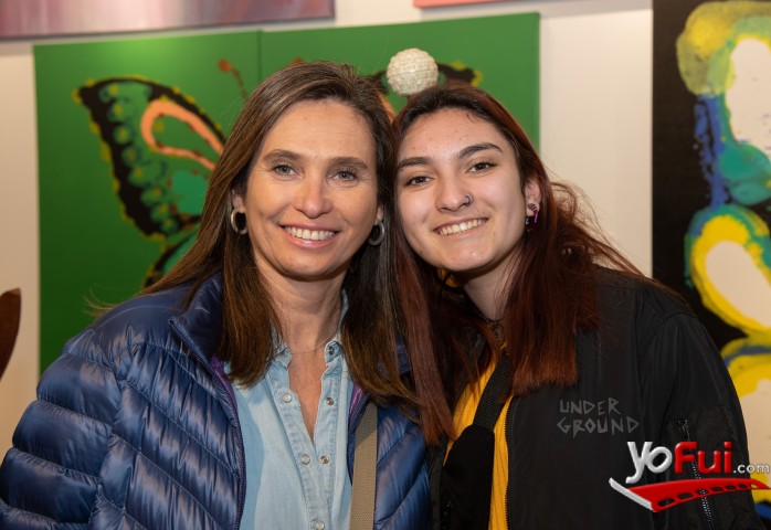 Claudia Lozano, Isidora Alvear