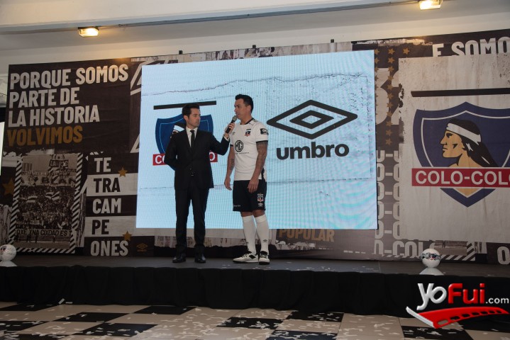 YoFui.com Lanzamiento camiseta Umbro/Colo-Colo 2019-2020, Estadio Monumental (8765)