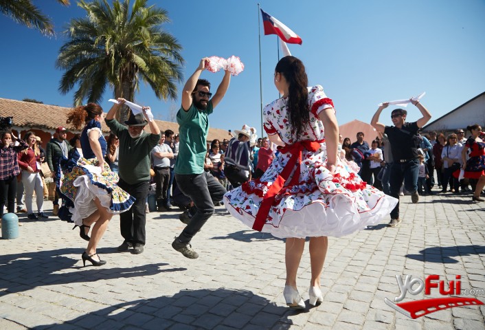 Presentación del Ballet Folclórico de La Florida