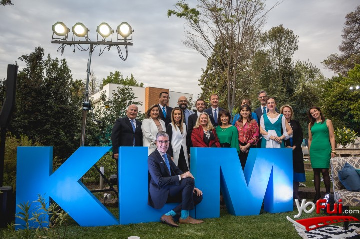 Jean Marc Pouchol junto a equipo KLM y Air France  Chile