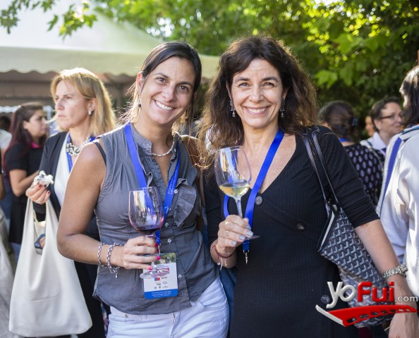 Anita Correas, Lorena Viu