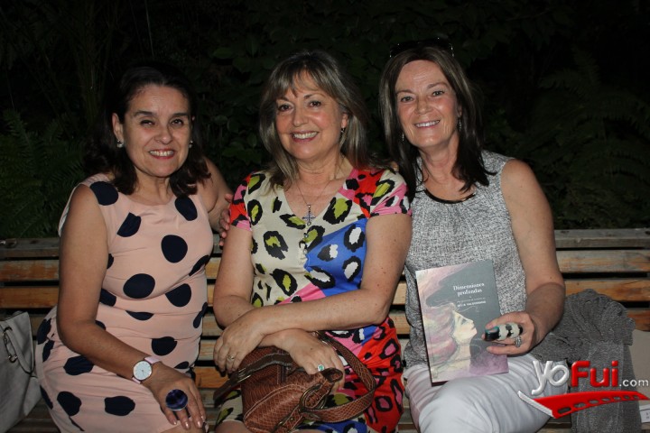 Maga Villalón, Delia Valderrama, Patricia Peet