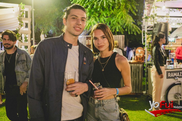 Matías Balbiani, Antonia Mena