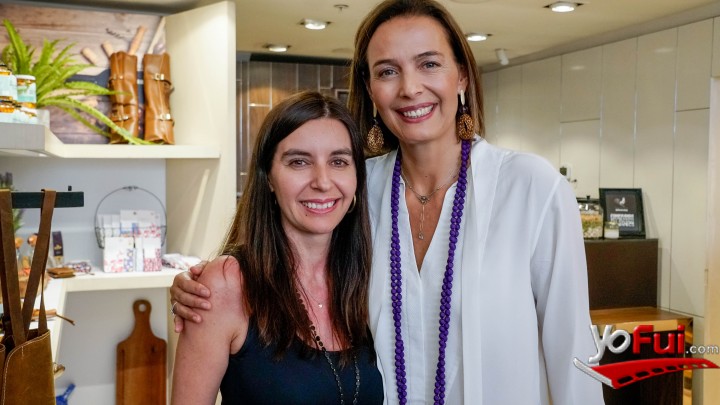 Carmen Munita, Rosita Parsons