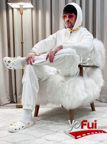 YoFui.com Crocs y el superstar Bad Bunny se unen para “Hacer Brillar” la Classic Clog, Varias tiendas (8957)