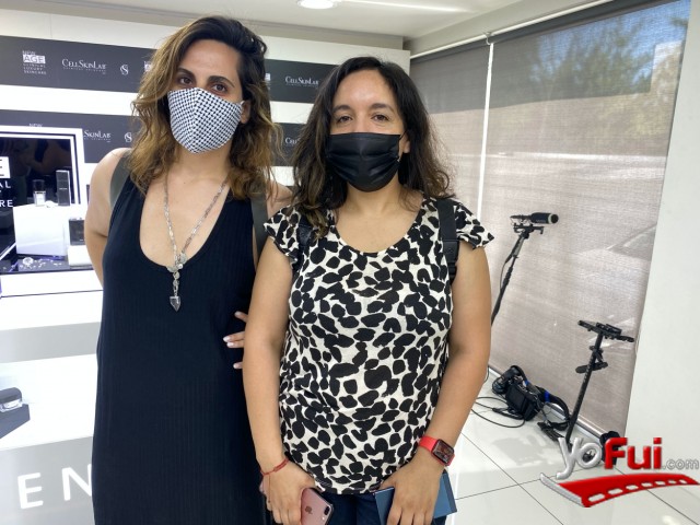 Karina Pichara, Francisca Orellana