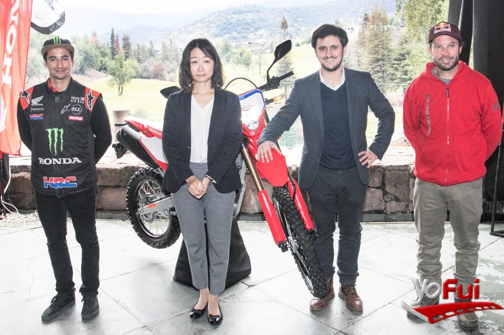 Francisco López en Exitoso lanzamiento de la nueva motocicleta CRF300L de Honda