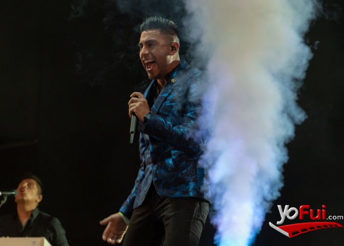 Canela, vocalista de Noche de Brujas
