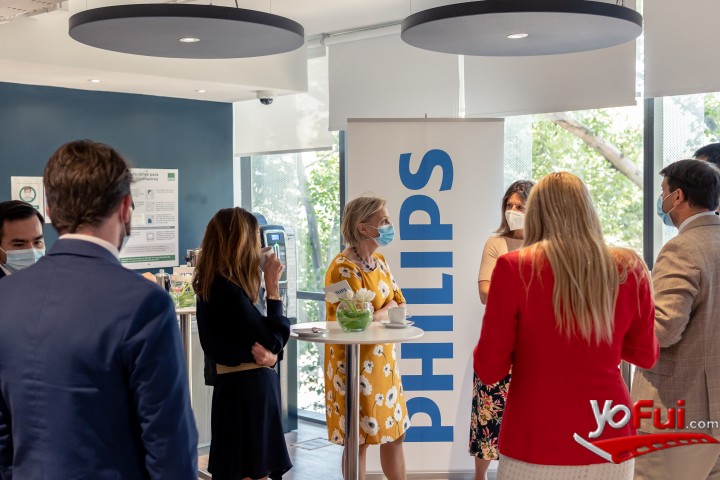 Fotografía en Embajadora de los Países  Bajos Visitó Instalaciones de Philips Chile, Philips Chile