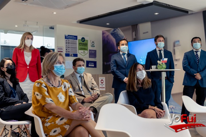 Fotografía en Embajadora de los Países  Bajos Visitó Instalaciones de Philips Chile, Philips Chile