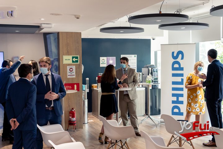 Fotografía en Embajadora de los Países  Bajos Visitó Instalaciones de Philips Chile, Philips Chile