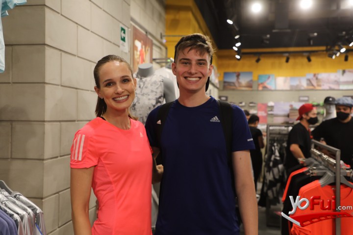 YoFui.com adidas abre la primera tienda en calle en el centro de Santiago, Tienda adidas (9037)