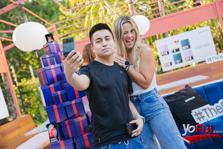 Isaac Bahamondes, Camila López