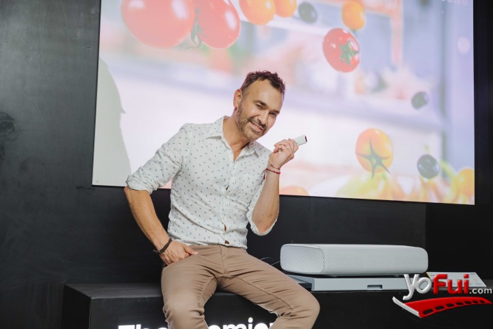 Fotografía en Regresa The Premiere el proyector TV 4K, Restaurant Bocacielo