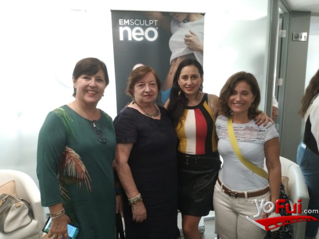Claudia Contreras, Marina Meneses Weber, Grace Toledo (Comunidad Mujercitas), Carolina Zambrano