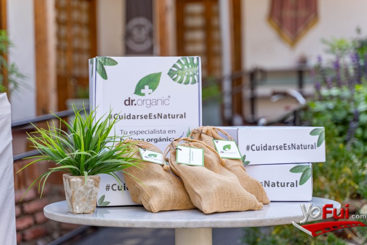 Fotografía en Lanzamiento de DR. ORGANIC, Restaurant Mastica