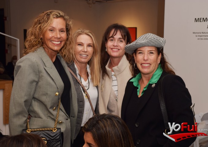 Fotografía en Lanzamiento de Masima Rita con su Colección Otoño-Invierno, Galería La Sala