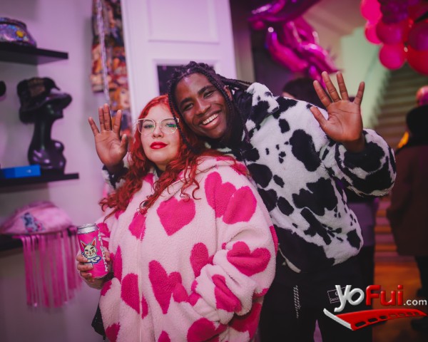 Melany Contreras, Mike Fort