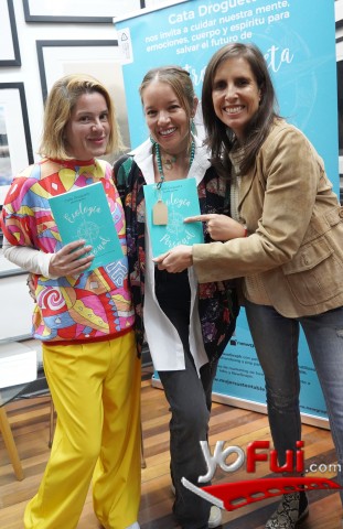 María José Gómez, Cata Droguett, Adela Rogers