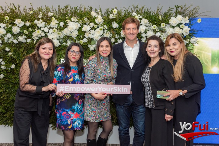 Magaly Olave, Vania Vilchez, Denisse Garrido, Alfredo Frene, Amalina Haddad, Myriam Maldonado