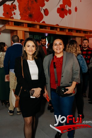 Esperanza Valbuena, Elisa González