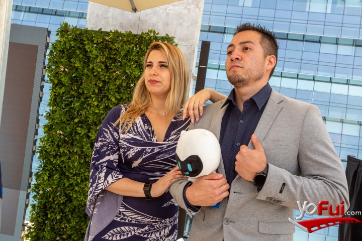 Fotografía en vivo lanza nuevos dispositivos V25 y V25Pro, Terraza del Hotel Hyatt Centric