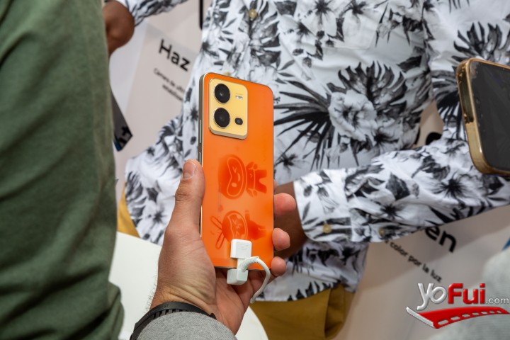 Fotografía en vivo lanza nuevos dispositivos V25 y V25Pro, Terraza del Hotel Hyatt Centric
