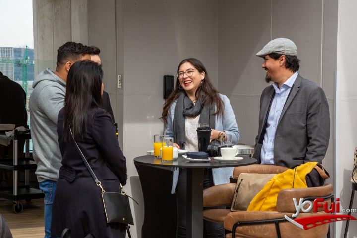 Fotografía en vivo lanza nuevos dispositivos V25 y V25Pro, Terraza del Hotel Hyatt Centric