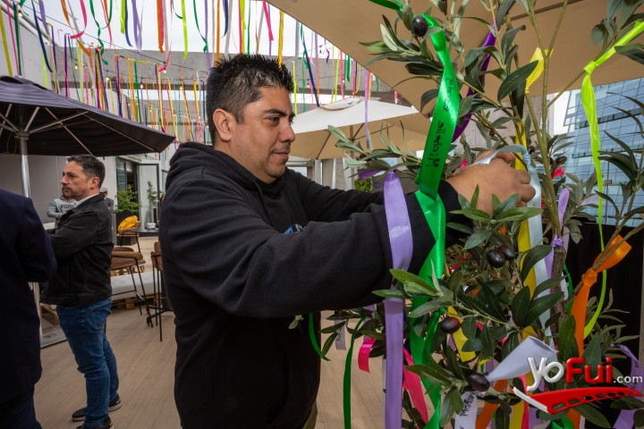 Fotografía en vivo lanza nuevos dispositivos V25 y V25Pro, Terraza del Hotel Hyatt Centric