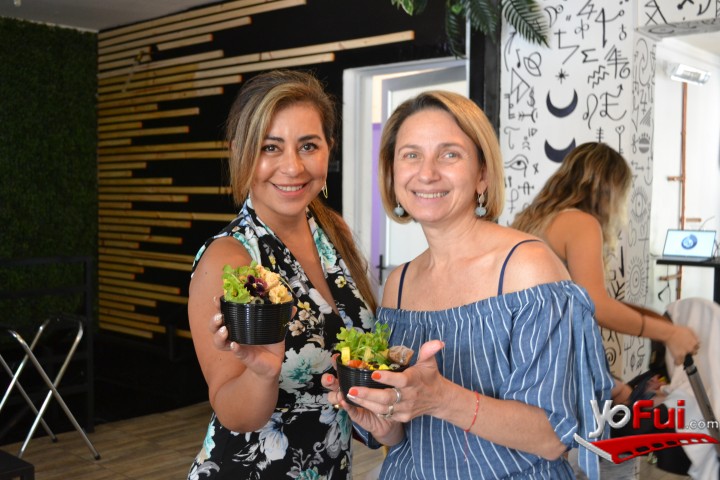 Fotografía en FitLine lanza su nuevo producto en Chile, Restorán Tabú