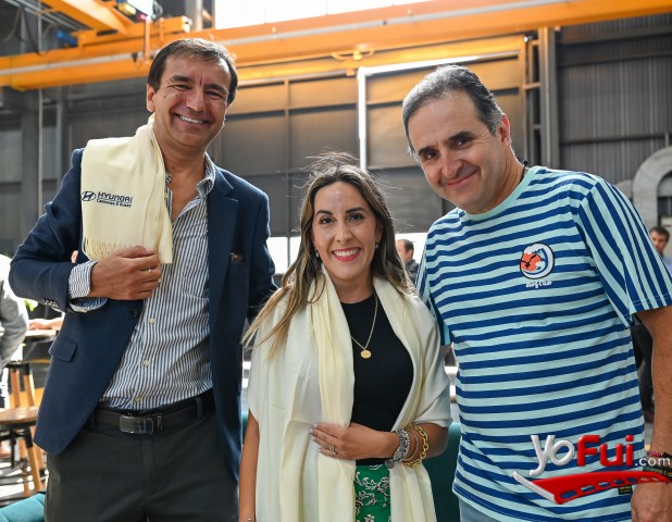 Mauro Calvanesse, Cinthya Cassis, Alexis Cares