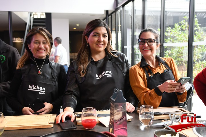 Carolina Zambrano, Lorena Fuentes, Andrea González