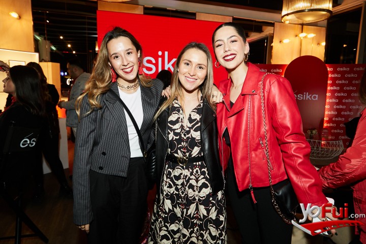Fotografía en Denise Rosenthal junto a ésika te dicen cuáles son los productos infaltables para tu cosmetiquero, Red2One Rooftop Bar, Piso 21, Hotel W