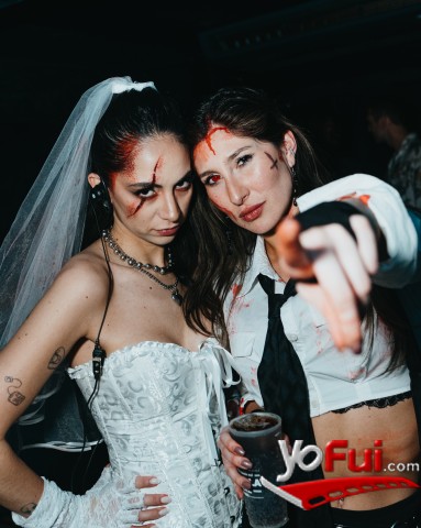 Constanza Cardenas, Eugenia Meza